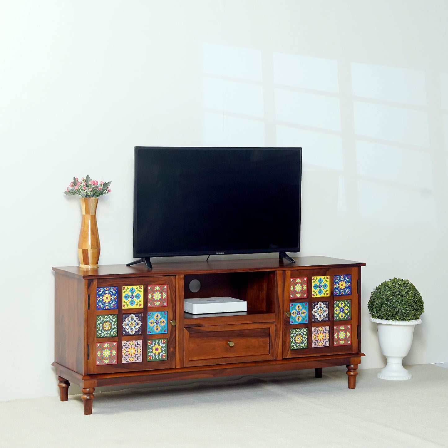 Amber Sheesham Wood TV Stand in Honey Finish
