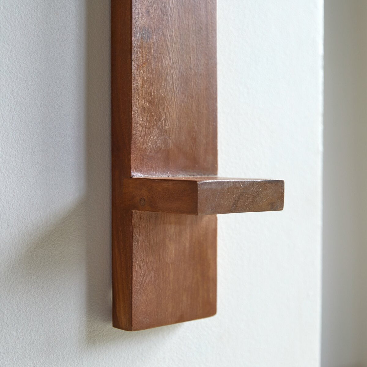 Oslo Vertical Wall Shelf