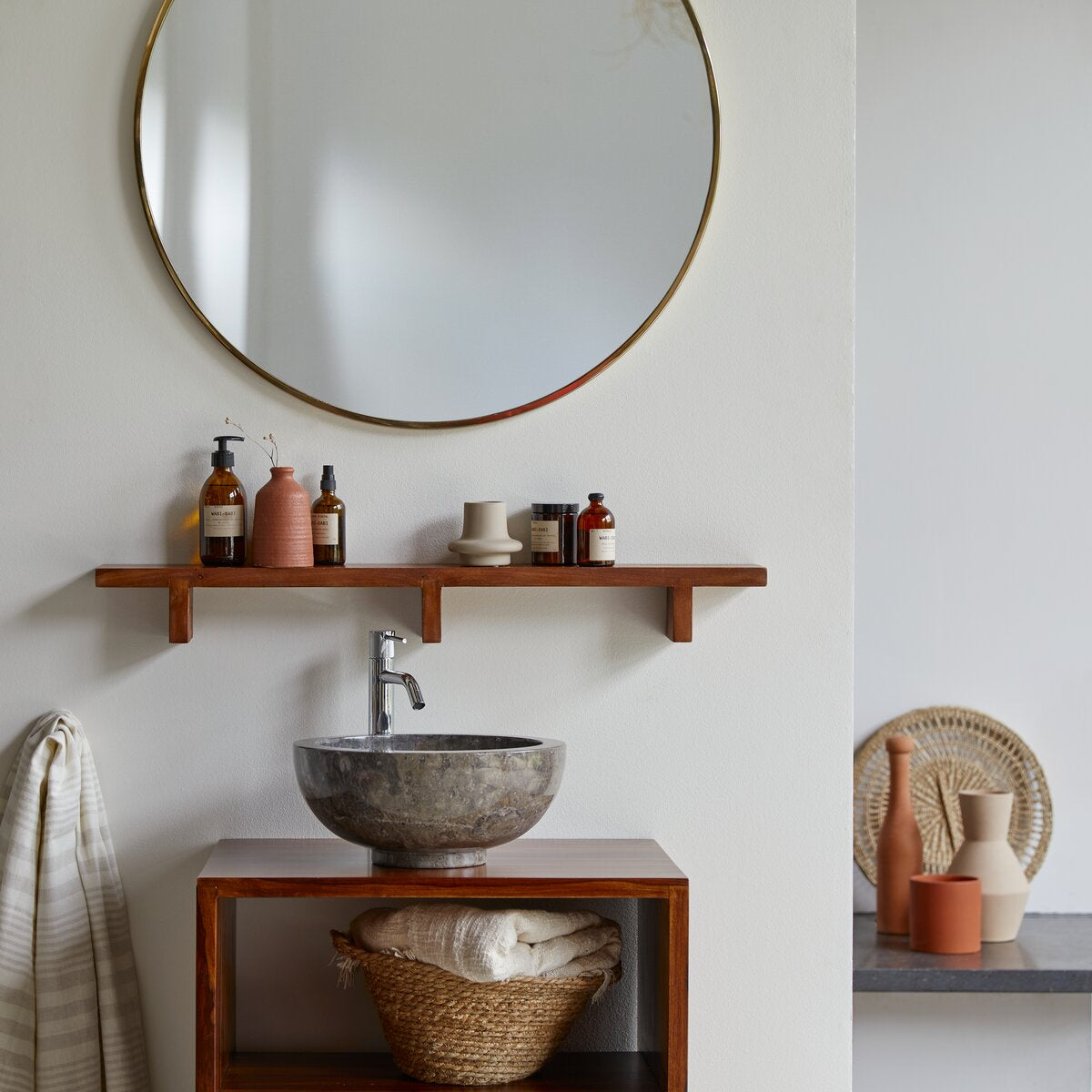 Oslo Horizontal Wall Shelf