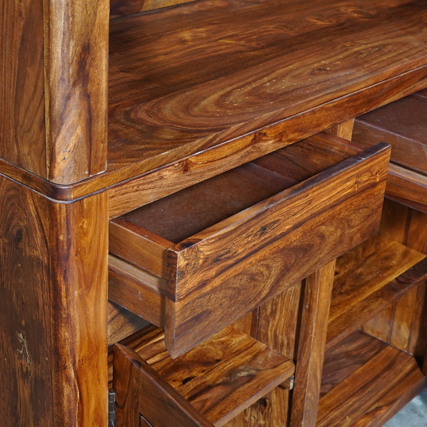 Toronto Sheesham Wood Crockery Unit in Honey Finish