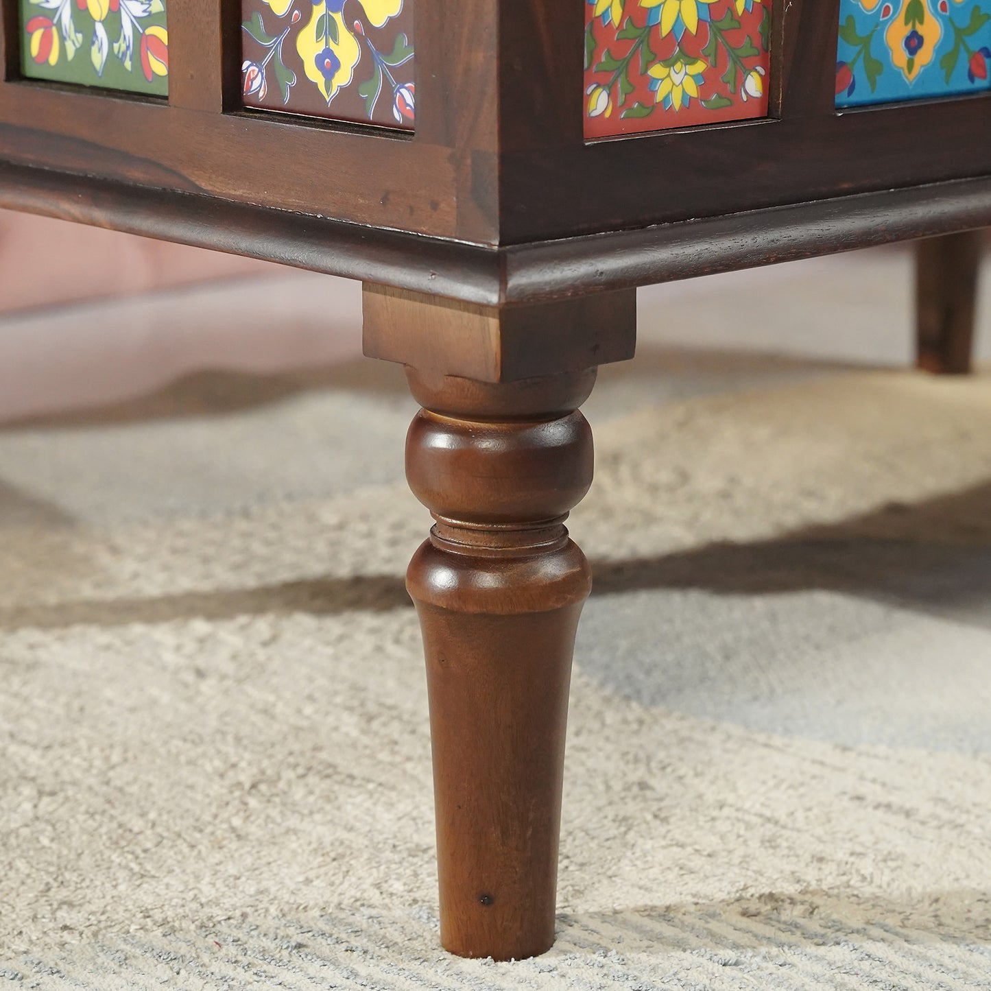 Amber Sheesham Wood Coffee Table in Walnut Finish