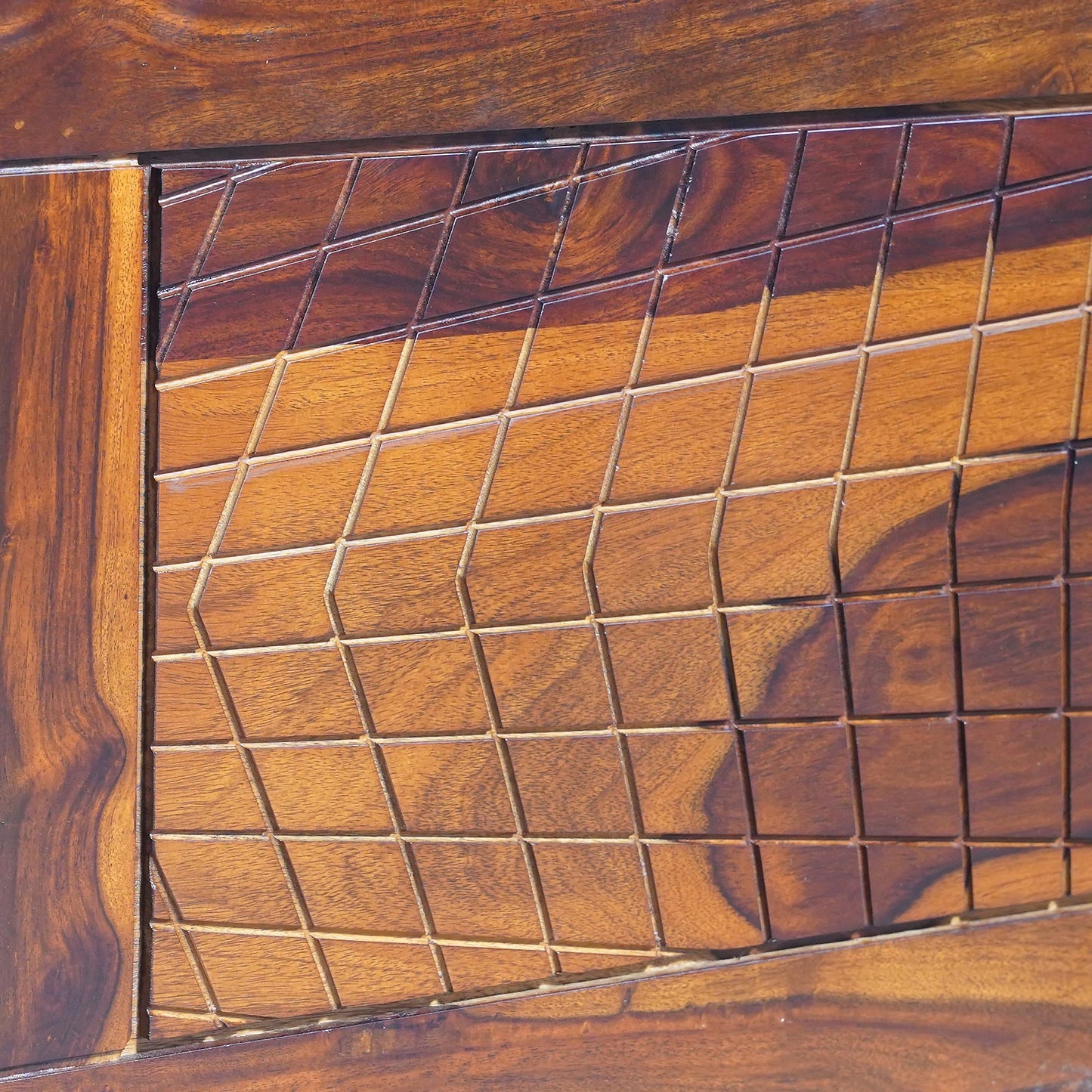 Sirius Sheesham Wood Queen Size Bed in Honey Finish